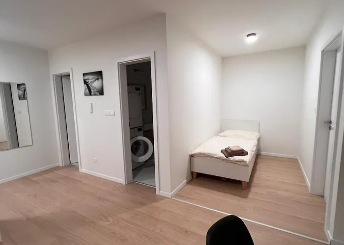 Апартаменти 2 With Terrace, 2ak Братислава